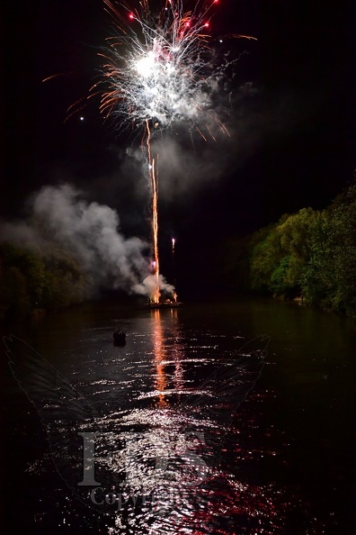 Isar_in_Flammen_02.jpg